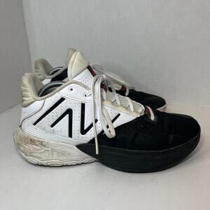New Balance Men's Two WXY V4 Sneaker Shoes White Black Size 9.5
